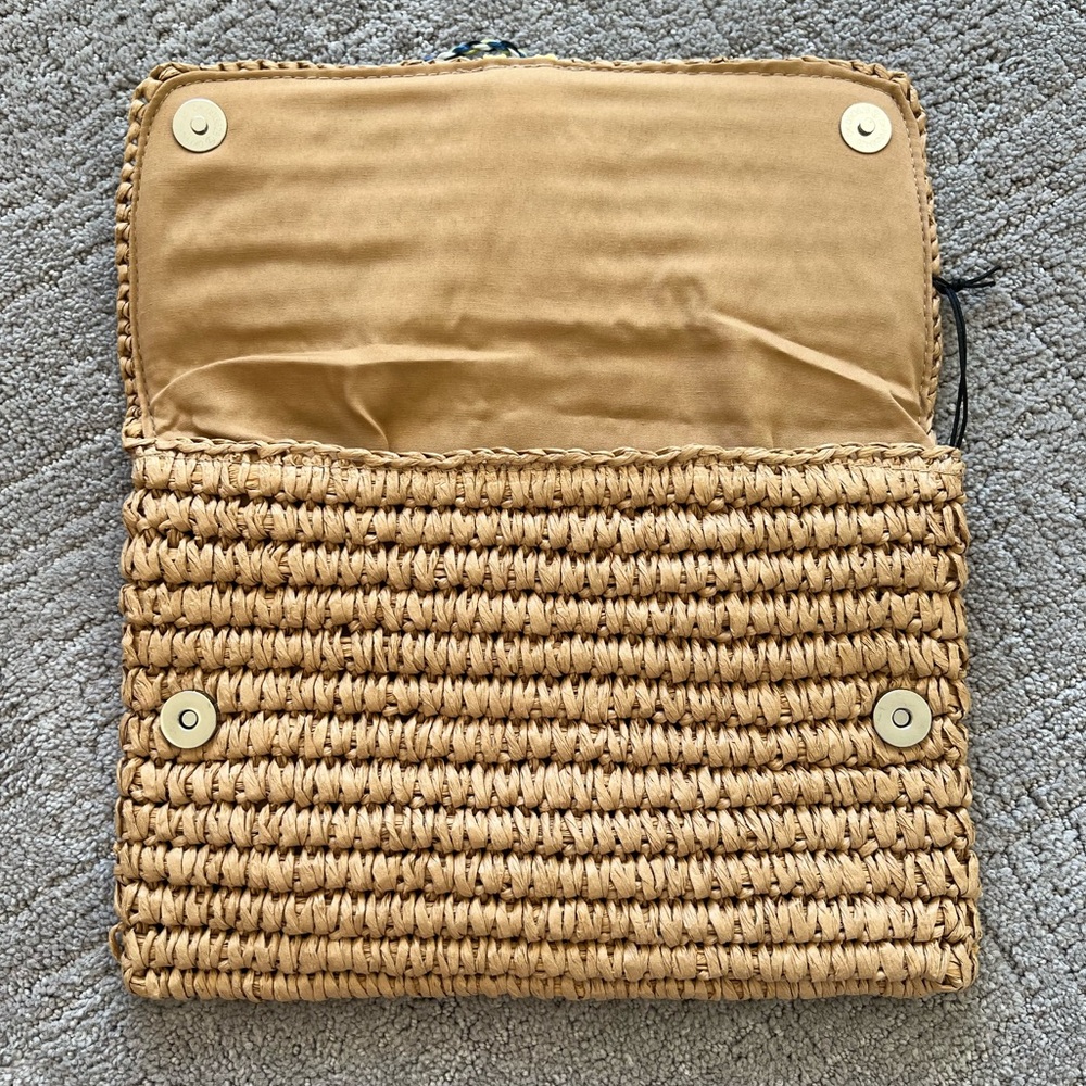 Fallon & Royce Rafia Clutch - Picture 8 of 9